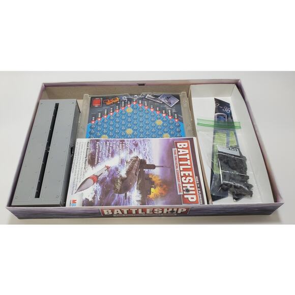 Battleship Tactical Combat Game 2008 Hasbro, PRE-OWNED & COMPLETE - Picture 2 of 8